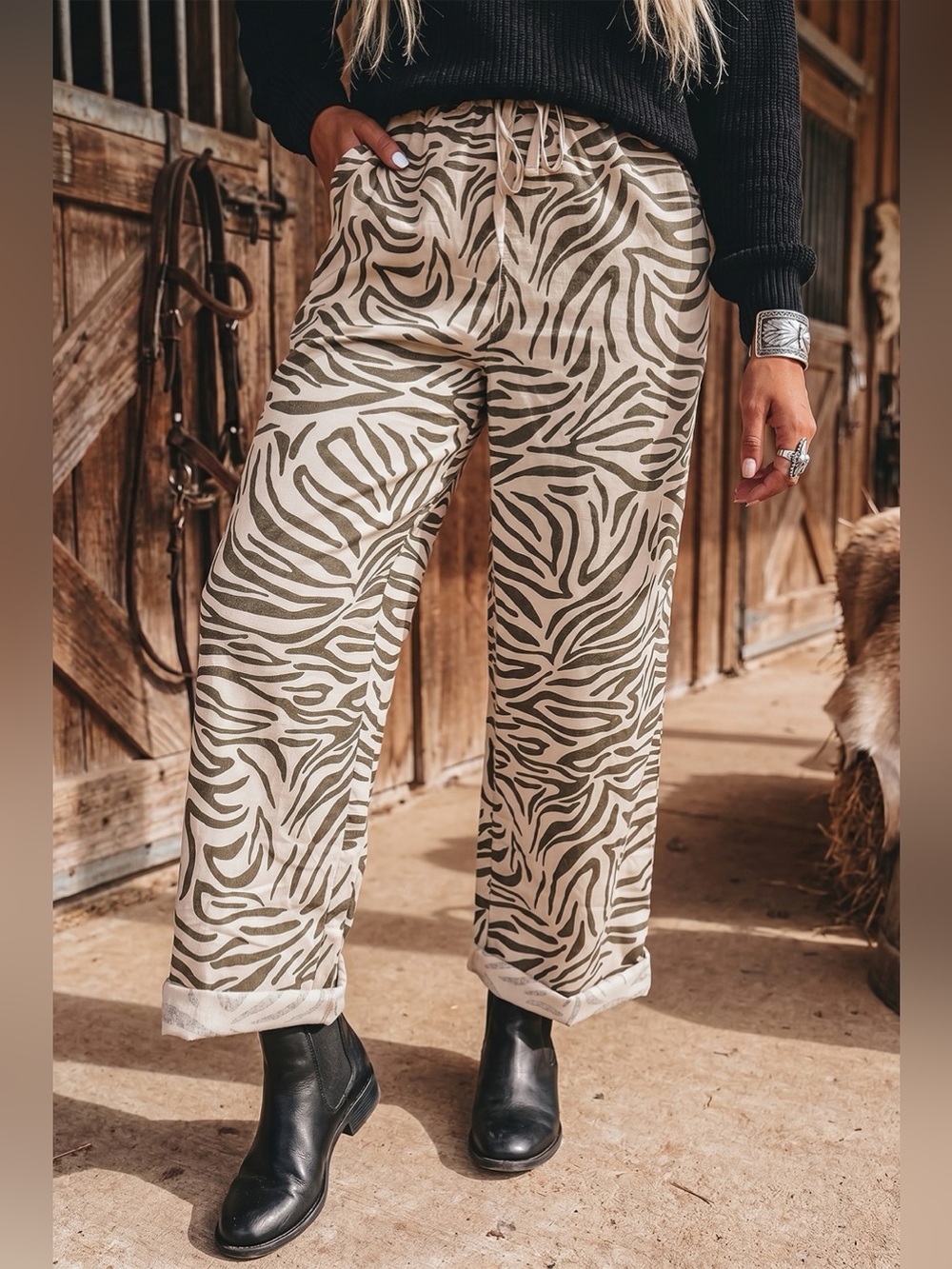 Multicolour Western Print Zebra Pattern Elastic Waist Pocket Pants